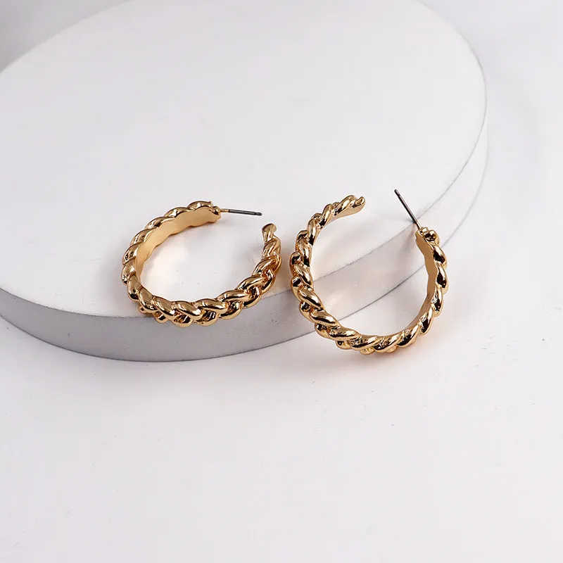 Crescent Chain Alloy Earrings - Elegant and Stylish Jewelry Piece
