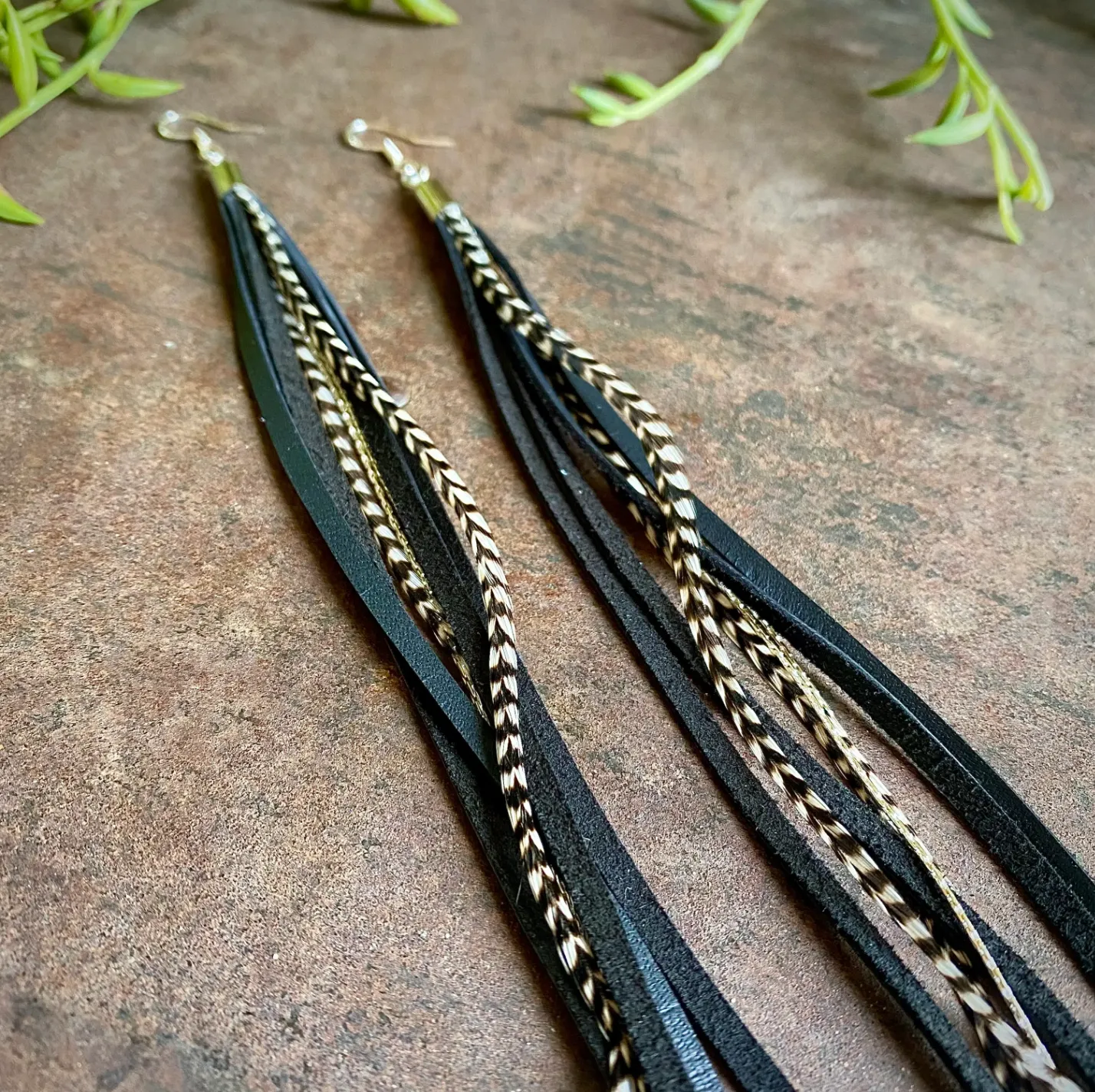 FREEBIRDS COLLECTION: Leather & Feather Long Ear - Grizzly/S