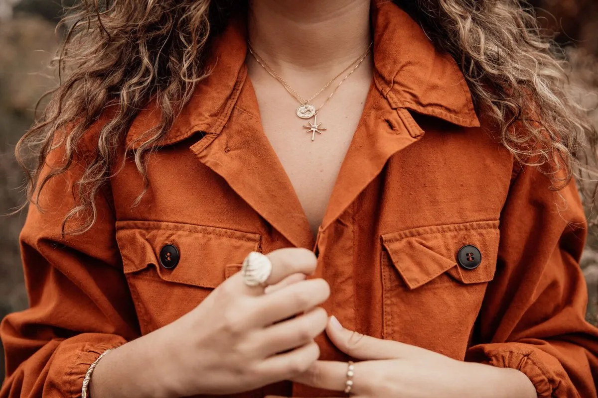 Hawkly Attune Medallion Necklace (Bronze or Silver)